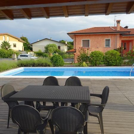Villa Ocra Lignano Sabbiadoro Buitenkant foto