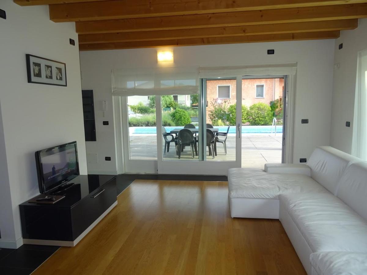Villa Ocra Lignano Sabbiadoro Buitenkant foto